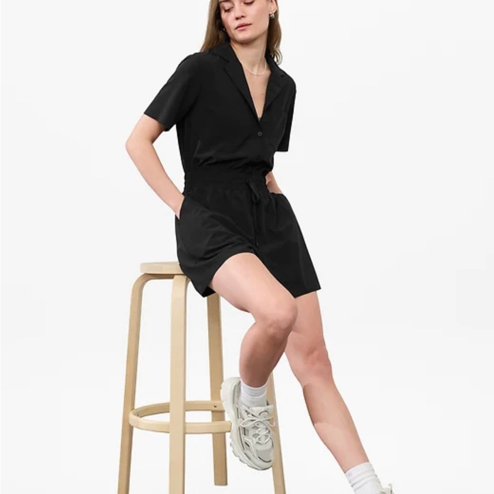 NWT- Athleta Black Short Sleeve Avenue Romper